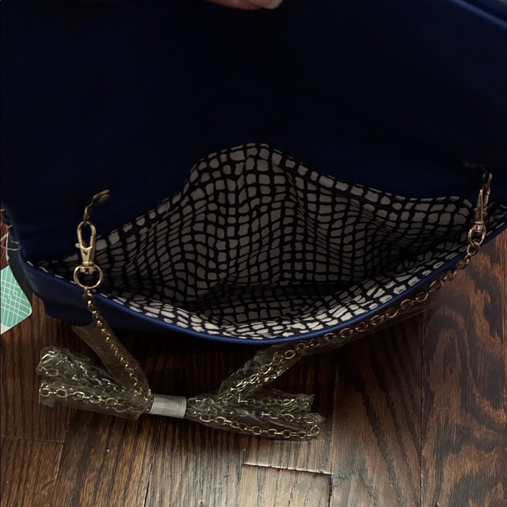 ♦️Urban Expressions Royal Blue Purse with Tassel - Picture 4 of 7